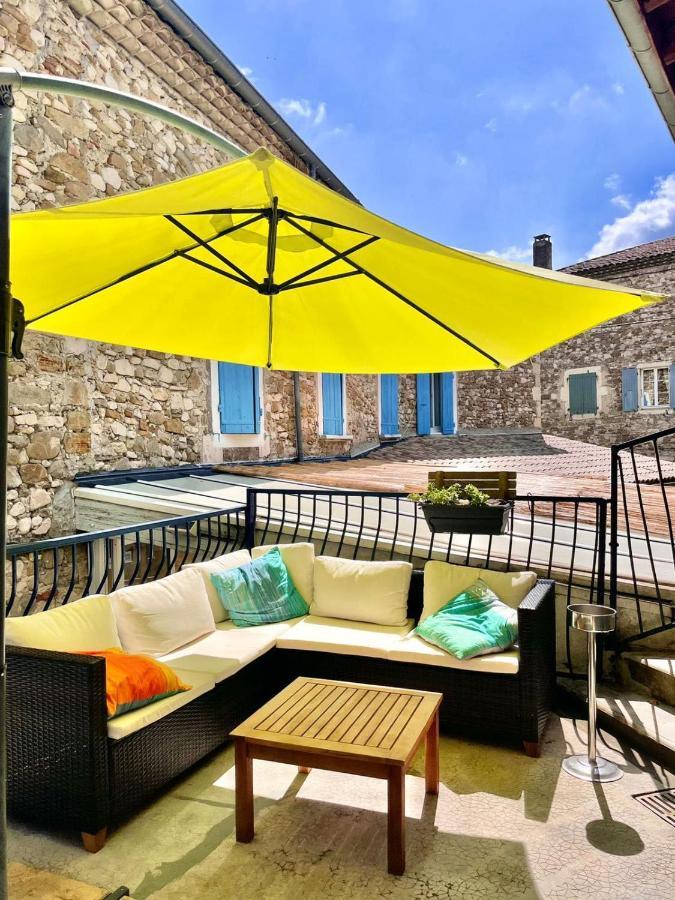 Les Voyageurs Hotel Charols Exterior photo